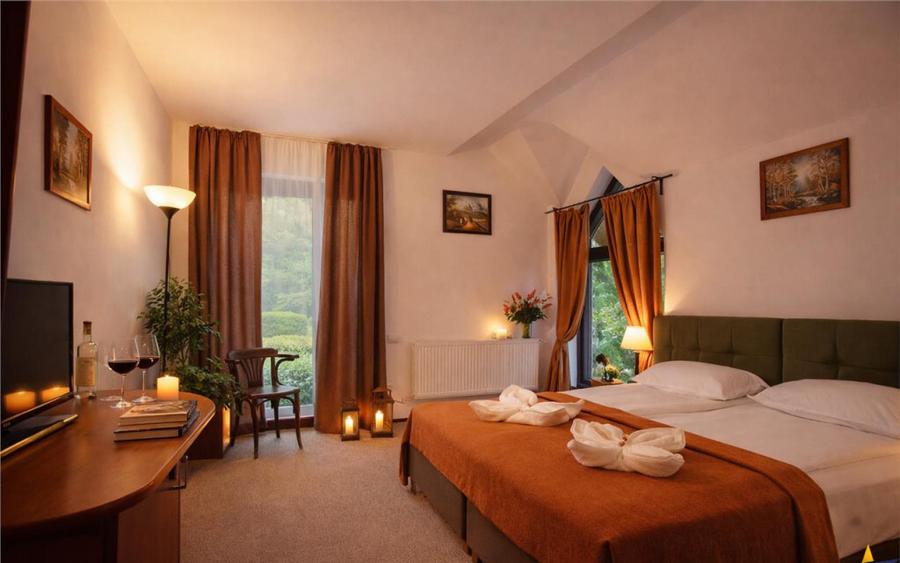 Pensiune Poiana Brasov, Central, oportunitate investitie de - 8