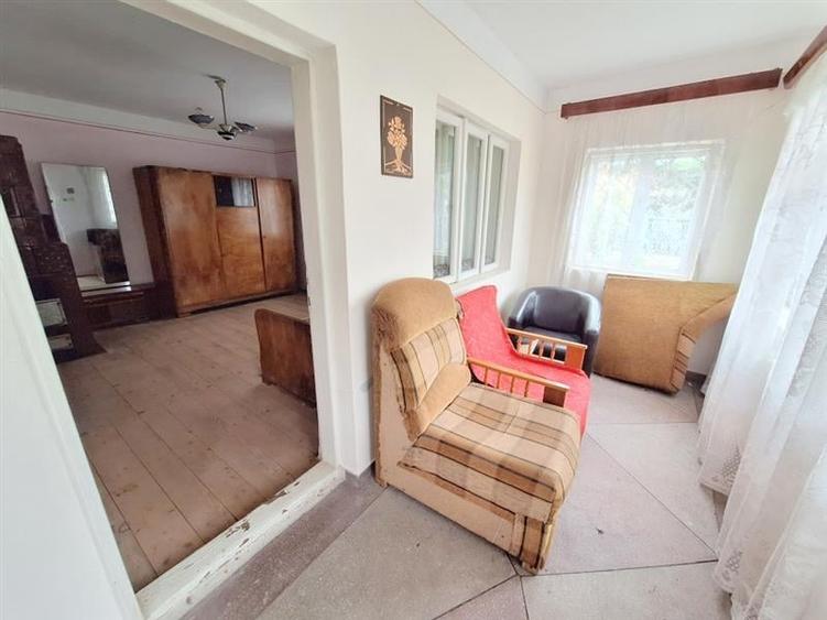 Casa batraneasca ,3 camere , teren 500 mp,zona CFR - 8