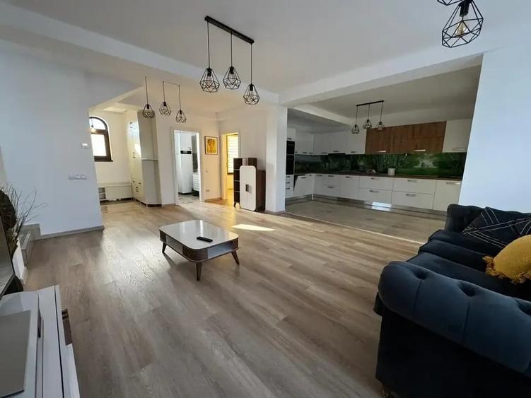 Casă cu etaj și grădină, în ansamblul Paladin Residence - Corbeanca - 2