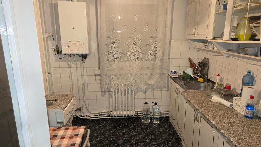 Vand apartament cu 3 camere decomandat in Deva, zona George Enescu etaj 1, - 4