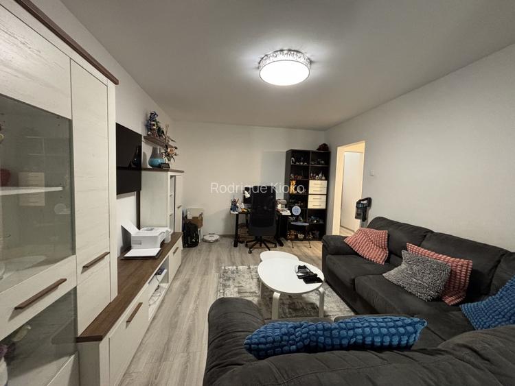 Apartament 3 camere complet renovat, centrala proprie, Dristor