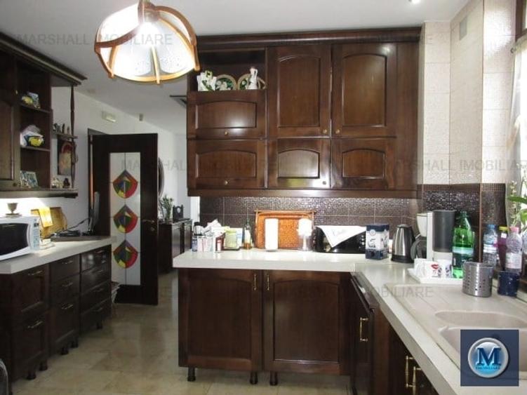 Vila cu 10 camere de vanzare, zona Buna Vestire, 530 mp #12734 - 9