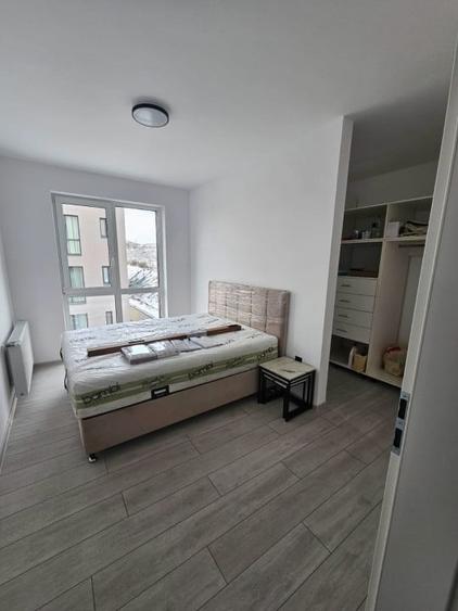 Apartament  cu 3 camere,2bai si 2 parcari - 6