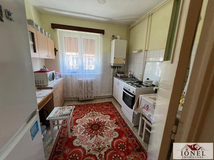 Vanzare apartament doua camere Alba Iulia - Cetate - 2