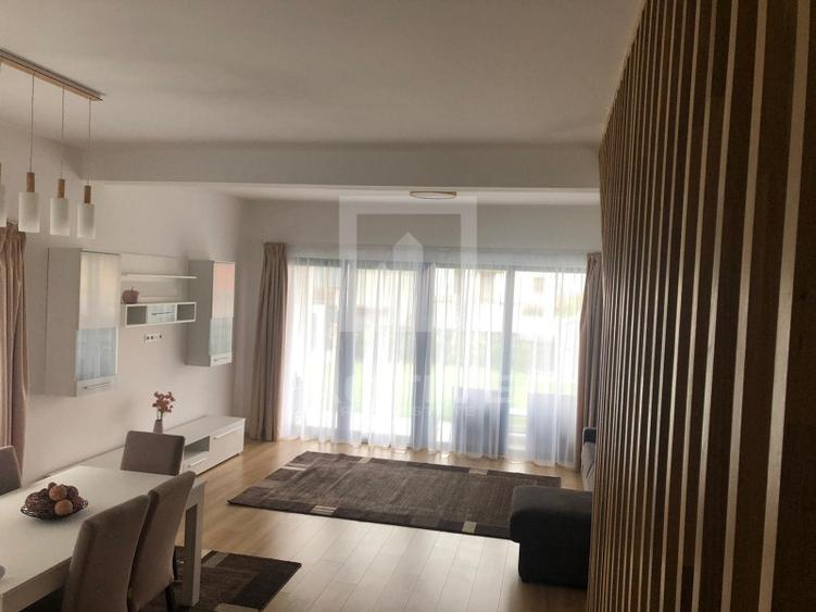 Duplex cu 4 camere cu Canalizare în Europa