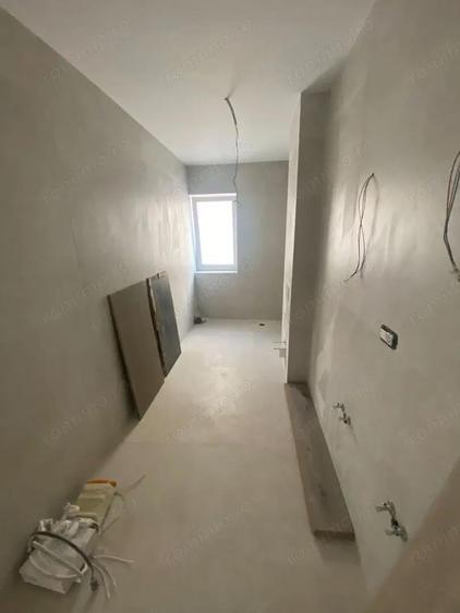 Braytim. 62 mp utili. Gradina proprie 22 mp.. 3 parcari acoperite. Nou - 8