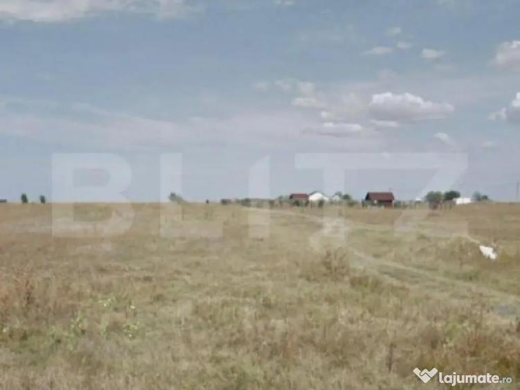 Teren intravilan de 10.018 mp, zona Aeroport/Ghercesti - 1