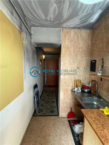 Royal Imobiliare - Vanzare Apartament zona Malu Rosu - 7