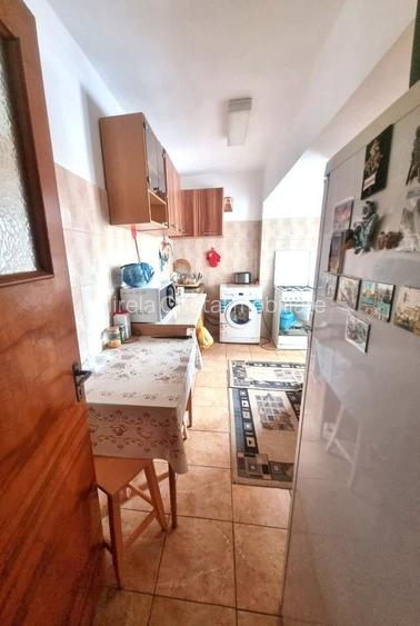 Vanzare 2 Camere Bd. Unirii Luxul Liniștii Monolit 1989 Vedere Spate 3 Balcoane