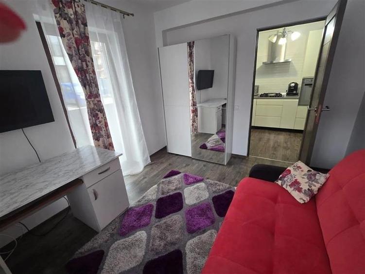 Apartament 3 camere, 53 mp, parcare! Zona Sub Cetate! - 4