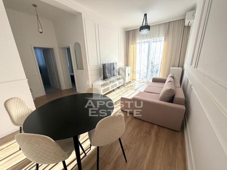 Apartament 2 camere, terasa, curte, 3 locuri de parcare, Dumbravita