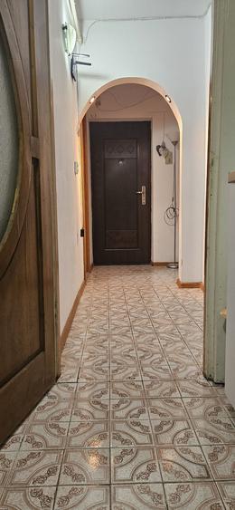 ENERGIEI, etajul 1 , 2 camere decomandate - 2