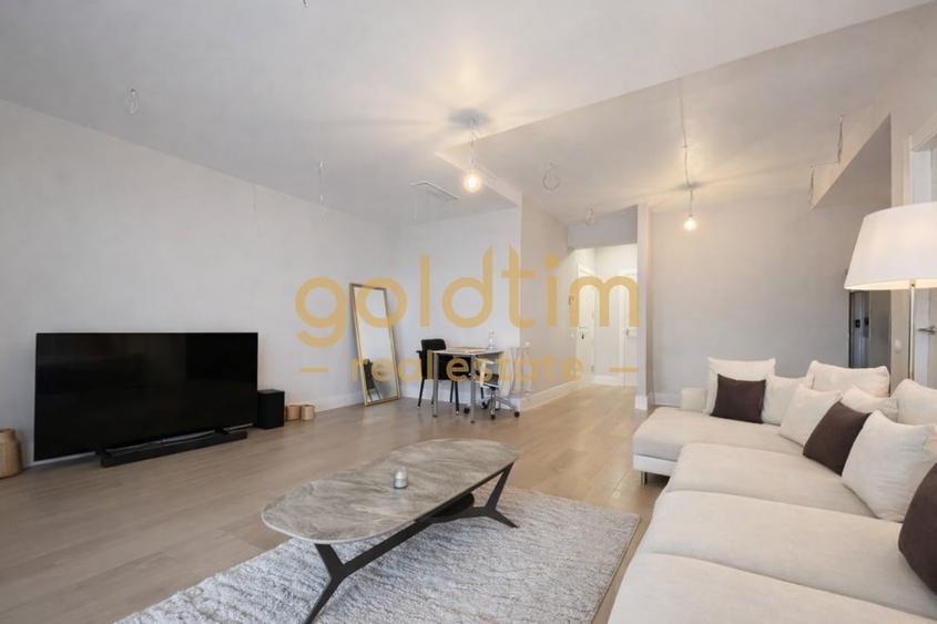 PRIVELISTE NEOBTURATA/SUPERB/ ANSAMBLU CU GYM SI PISCINA - 3