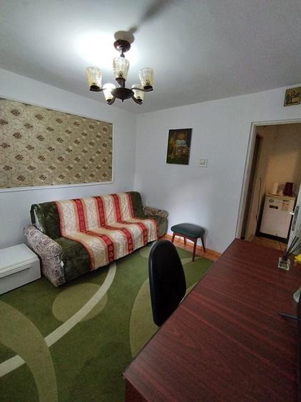 Inchiriez Apartament cu o camera . - 1
