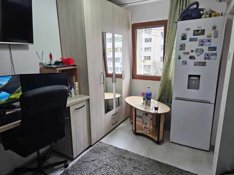 Dristor metrou - 5/10 - garsoniera confort doi, semimobilata, intabulare,42900 € - 1