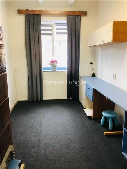 Mica rezidenta tip camera, birou, boxa, regim vila,Astra, Brasov