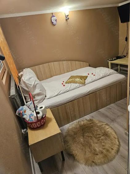 Vand cabana in Straja, lupeni, jud. HUNEDOARA - 3