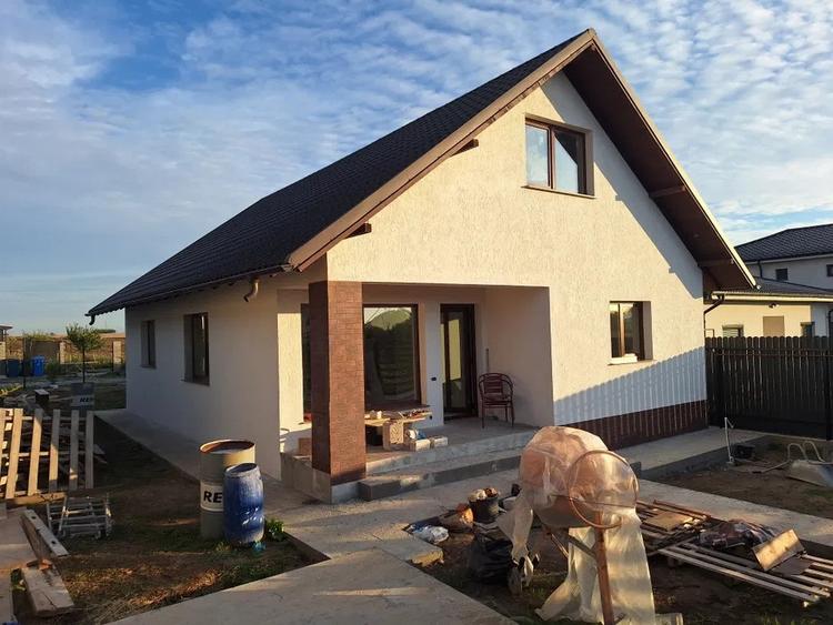 CASA CUMPANA| 105 MP | 390 MP TEREN | TOATE UTILITATILE| - 1