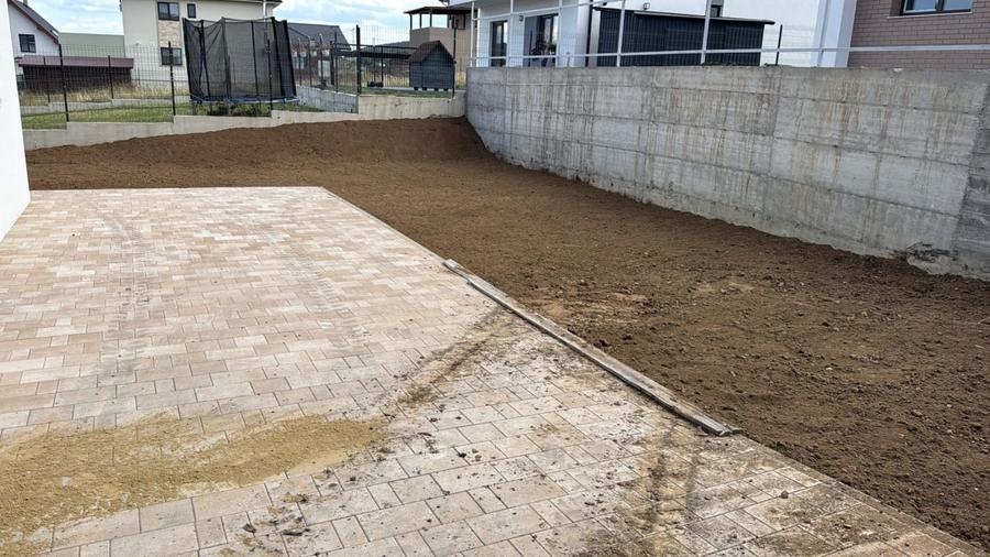 Casă cu garaj de vânzare – Chinteni, zonă liniștită - 2