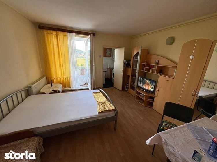 Inchiriez garsoniera - 1