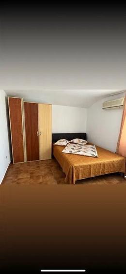 Inchiriez camere pentru studenti vila Delfinariu - 3