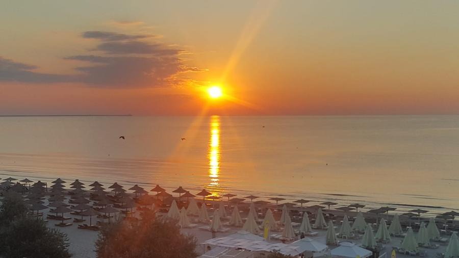 Mamaia Nord Promenada 2 Camere  61 mp Vedere La Mare Et 4/5(Lift) Mobilat Utilat - 1