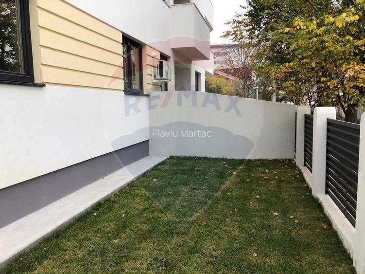 Apartament nou cu 2 camere + curte - de inchiriat in zona Pacii