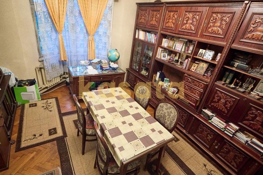 CASĂ CLASICĂ DE VANZARE CU POTENȚIAL PREMIUM ÎN ZONA 1 MAI - 20