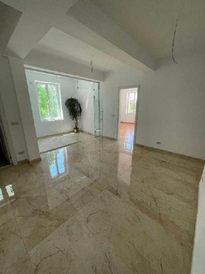 Discount mare, 4 camere lux la gata, bloc nou cu arhitectura, comision 0 - 16