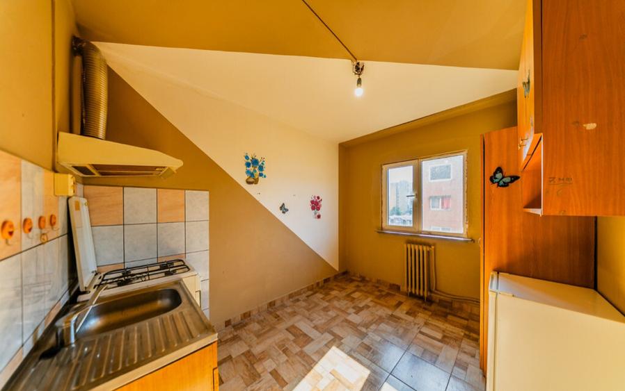 Garsoniera - Fortuna, Aleea Predeal, etaj 3/4 - 2