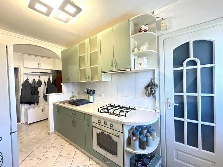 Apartament 3 camere, 2 bai- Calea Lipovei - 8