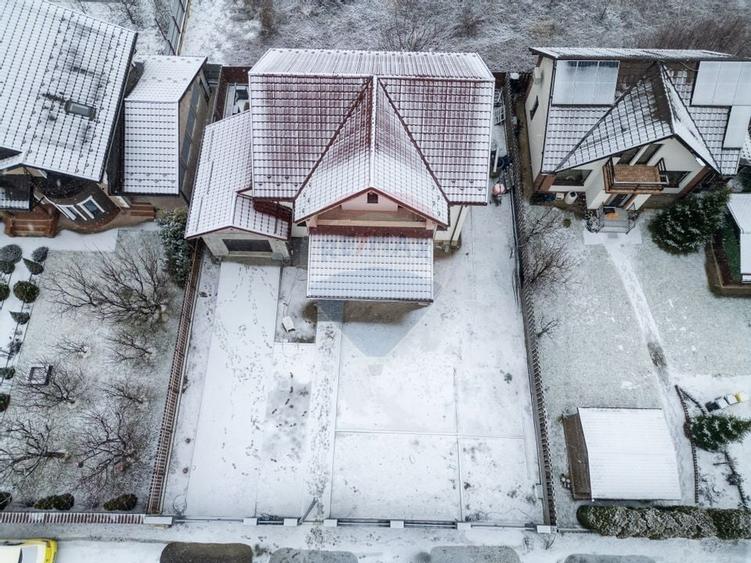 Casă / Vilă cu 4 camere de vânzare în Cartier - Gheraiesti - 29