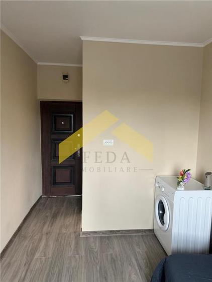 Garsoniera renovata de vanzare zona UTA - 4