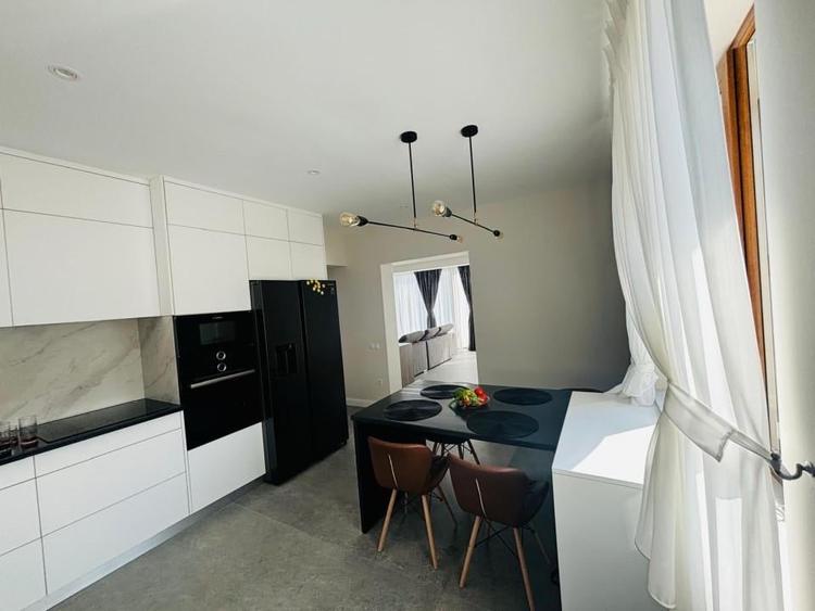 ZONA TBC vila P+2 230mp cu teren de aprox. 6ari! - 15