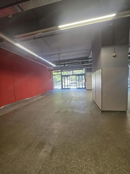 Piata Victoriei 638 mp vitrina 18 m vizibilitate buna - 7