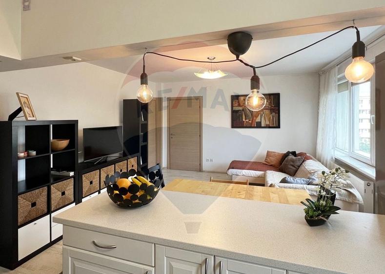 Vanzare apartament spatios,  3 camere - Metrou 1Mai - 3