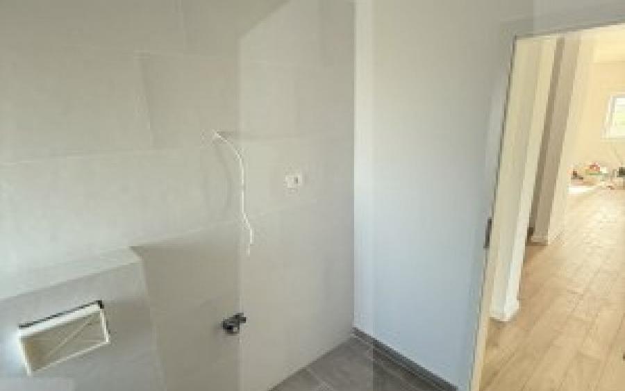 Casa de vanzare, cu 4 camere, 110 mp, zona Sacalaz - 6