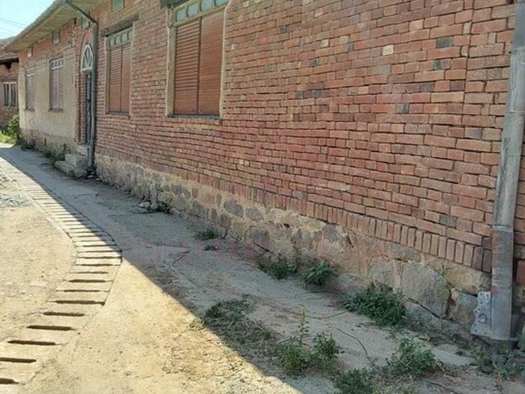 CASĂ IABLANIȚA,JUD. CARAȘ-SEVERIN - 1