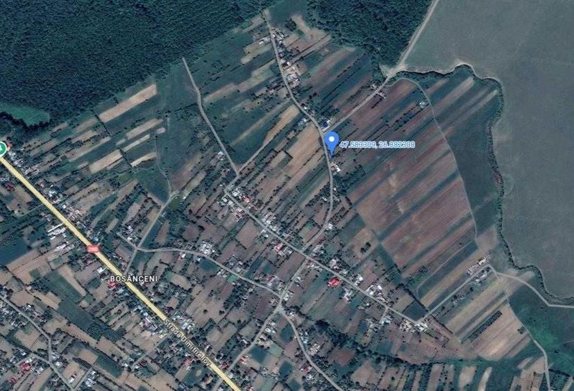 Vand teren intravilan Flamanzi , Botosani de 1725 m2 si casa batraneasca. - 2