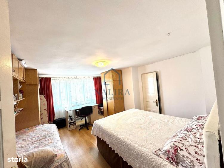 Casa de vanzare Surdesti cu teren intravilan 5000mp - 2