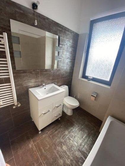 Apartament cu loc de parcare ALEEA UNIVERSITATII - 7