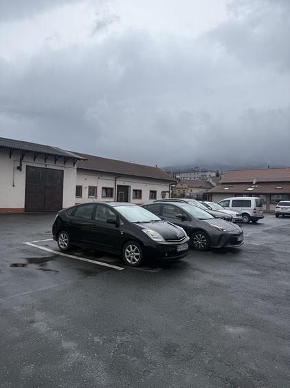 Inchiriez Spatiu Comercial/Garaj/Depozit 70 MP Codlea,Central - 4