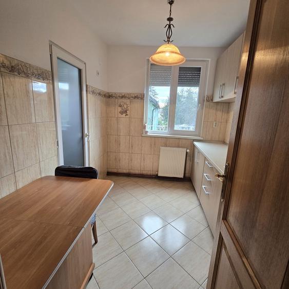 Chirie Apartament Zona Spitalul Judetean Oradea 3 Camere Etaj 1 - 5