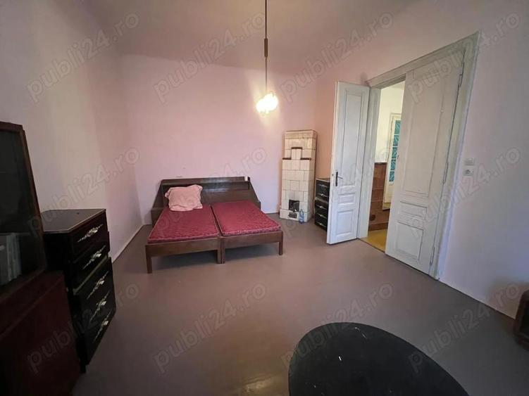 De vanzare vila Cuvin - 5