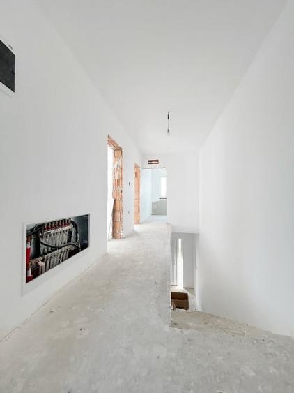 Duplex 4 camere, P+E, 132mp utili, 308mp teren in Sag - 13