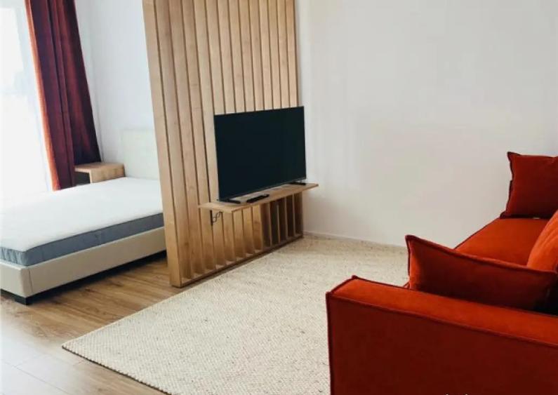 Decomandata,bloc nou,terasa,loc parcare, aria Coresi,Tractor - 9