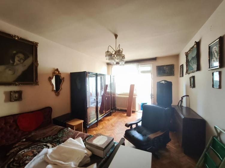 Apartament 2 camere, decomandat, parter cu balcon, GARAJ,  zona Mercur - 16