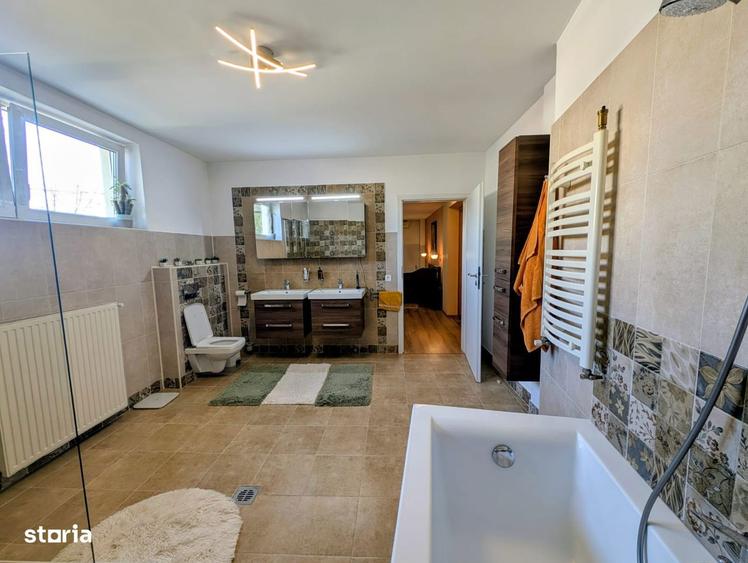 Vila superba 2003,300mpu,6 cam,teren 400mp,colt,renovata,mediteranean - 18
