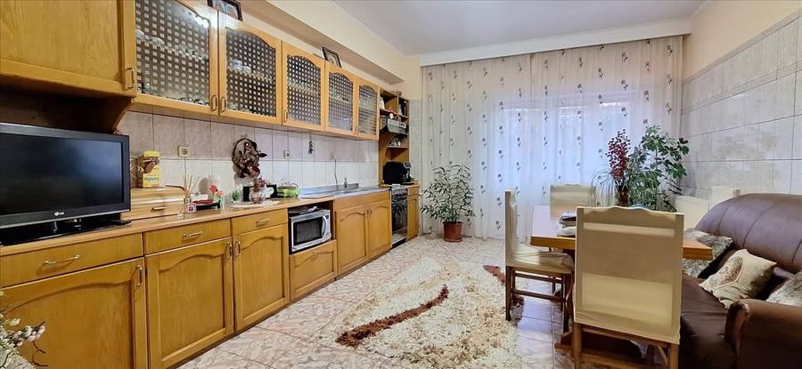 OCAZIE ! B-DUL MAMAIA - SPITALUL MILITAR VILA D+P+2ET SC=500 MP. ST=280 MP. - 6