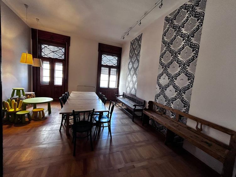 in cadrul unei cladire simbolice demne de remarcat- PALATUL BANATEAN - 8